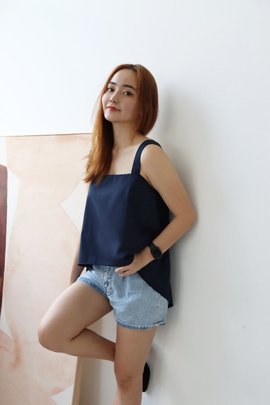 Spaghetti Hi-Lo Top-Navy Blue