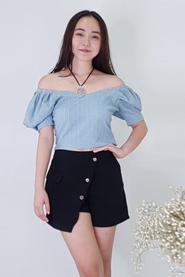 Emma Textured Puffy Sleeves Top in Blue