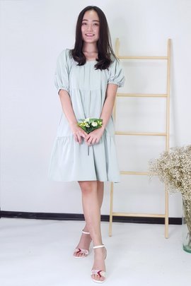 Gatsy Square Neck Dress in Green